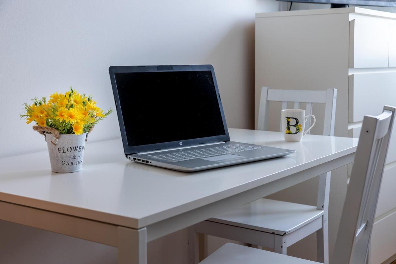 Milano City Apartments - Parking And Comfort - Spacious Apt Up To 8 Pax Exteriér fotografie