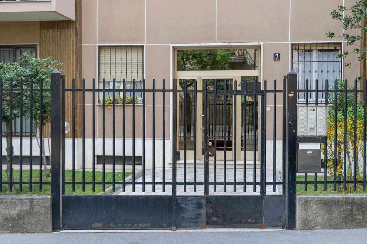 Milano City Apartments - Parking And Comfort - Spacious Apt Up To 8 Pax Exteriér fotografie